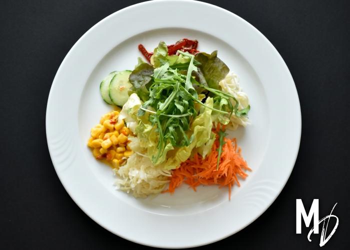 Gemischer Saisonsalat